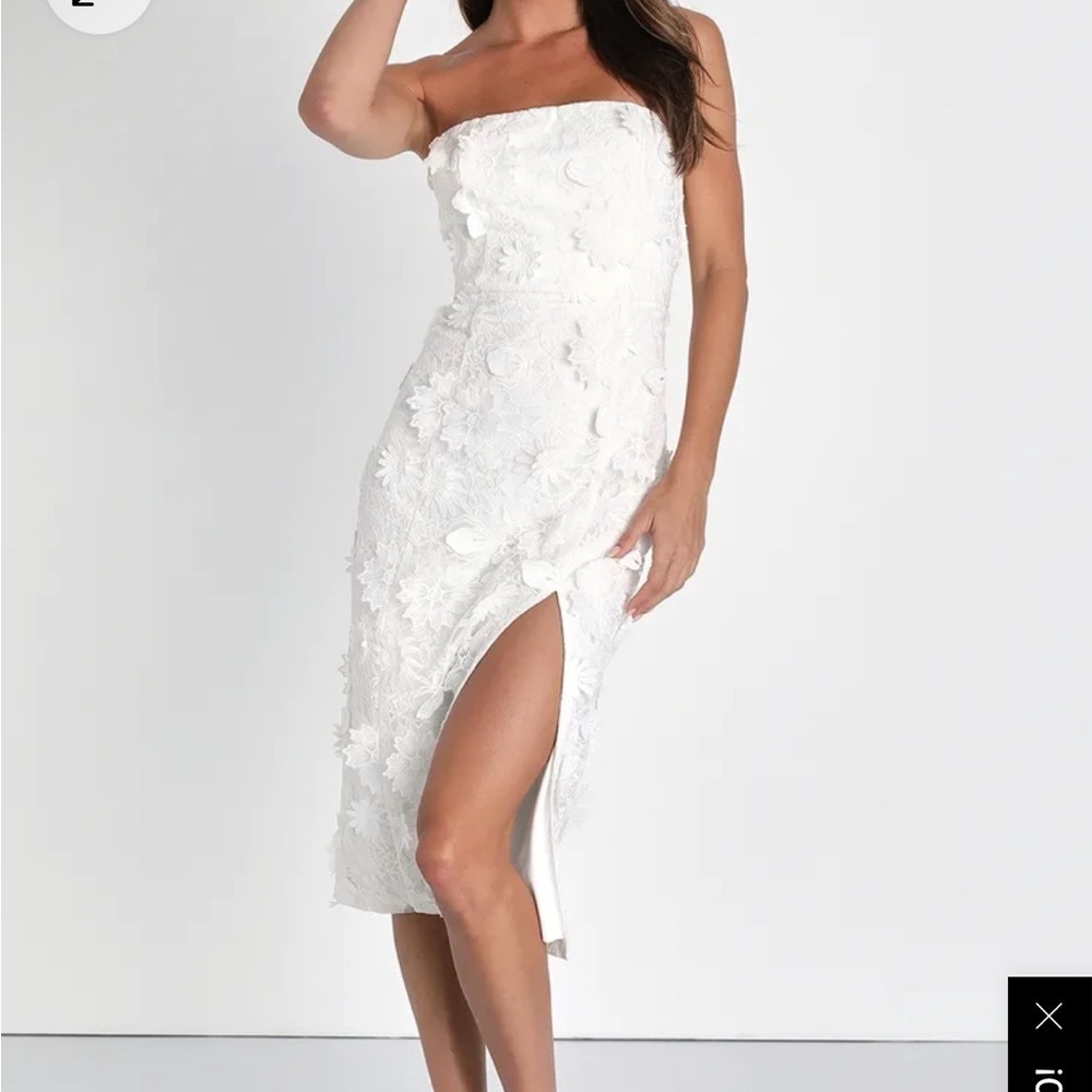 Lulu’s 3D floral dress. Size X- large